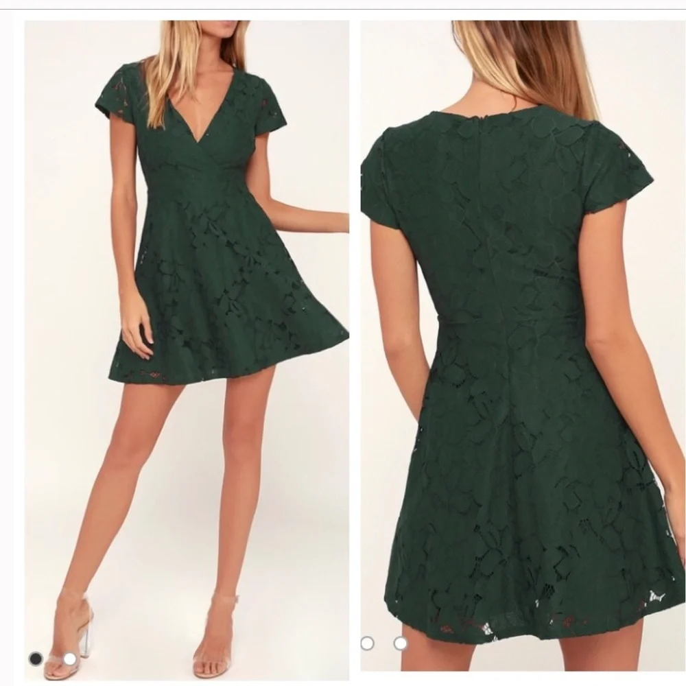 LULU’S BLACK SWAN BURGUNDY FLORAL LACE DRESS NWT TIA SZ M - Picture 12 of 12